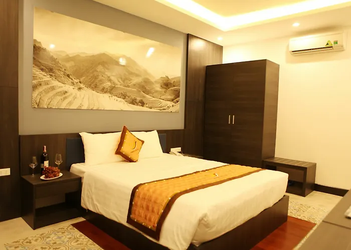 Khách sạn Hera 2*